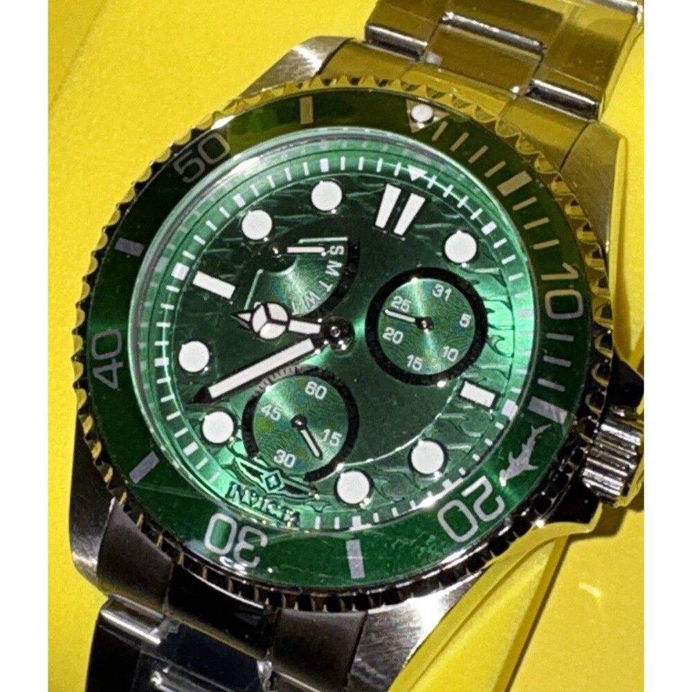 Invicta Pro Diver Men’s Green Dial Quartz Chronograph 200m SS Bracelet New w/Box